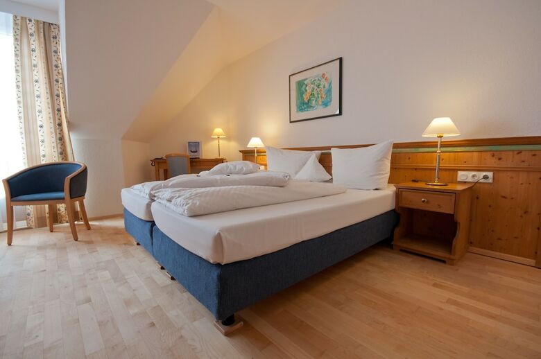 Parkhotel Altm�hltal