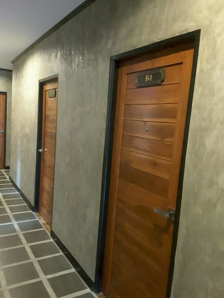 Hostal Lanta Chaolay Hostel
