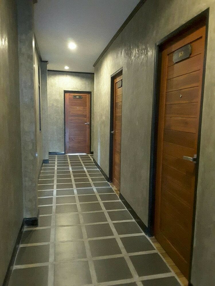 Hostal Lanta Chaolay Hostel