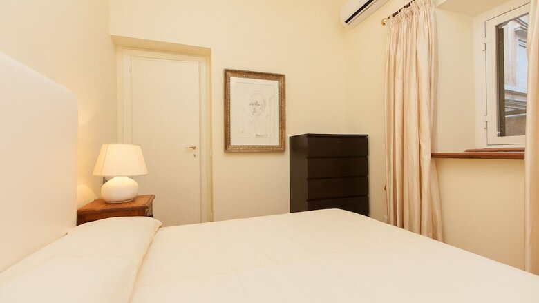 Apartamento Rental In Rome Rondanini View