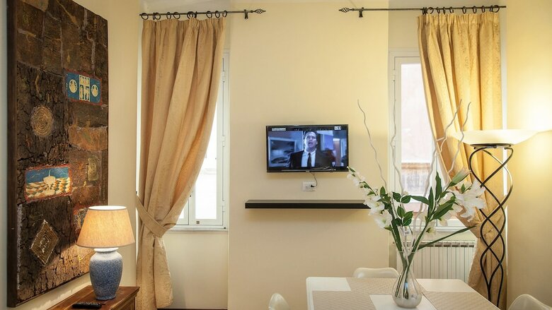 Apartamento Rental In Rome Rondanini View