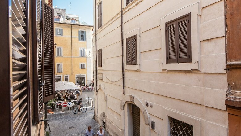 Apartamento Rental In Rome Rondanini View