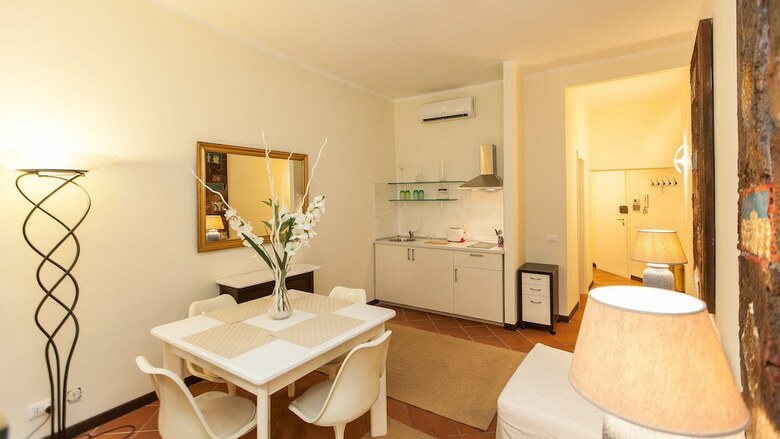 Apartamento Rental In Rome Rondanini View