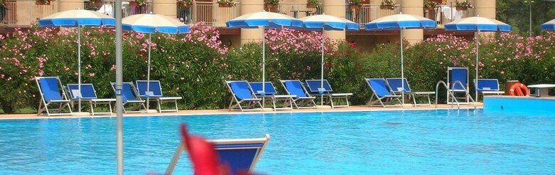 Residencia Cosmopolitan Golf & Beach Resort