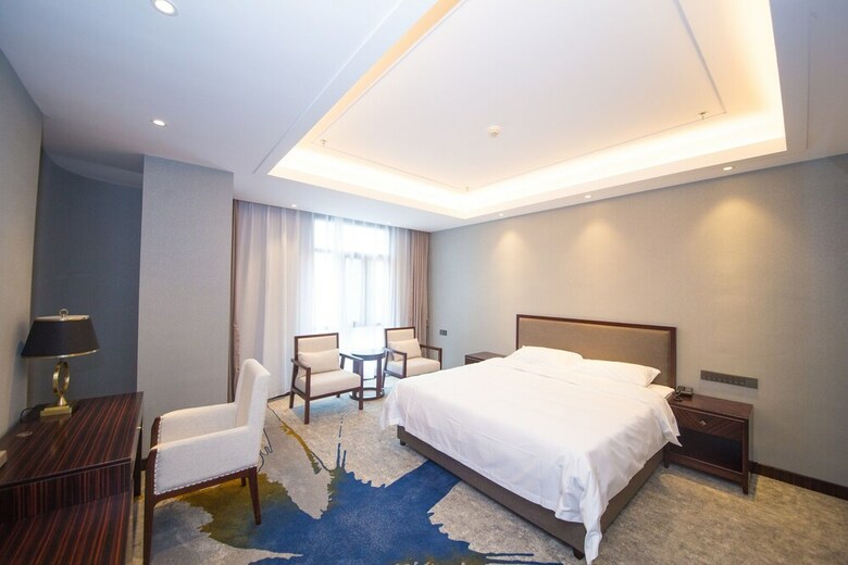 Ibis Styles Nanjing Qilin Gate Hotel