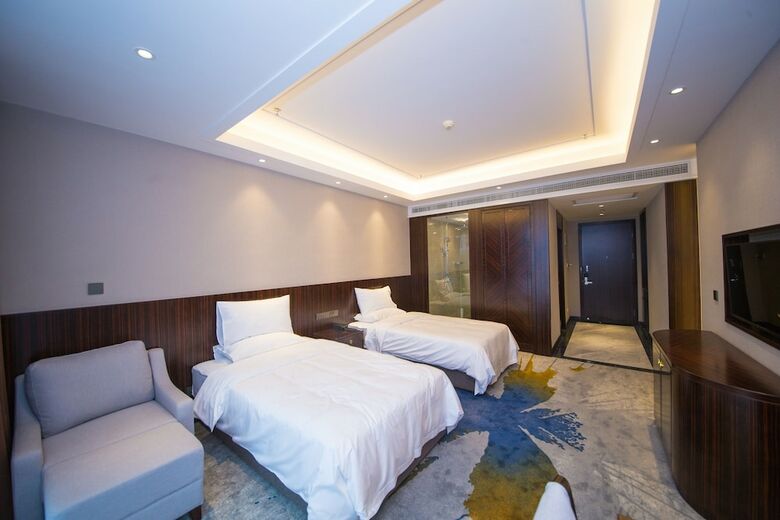 Ibis Styles Nanjing Qilin Gate Hotel