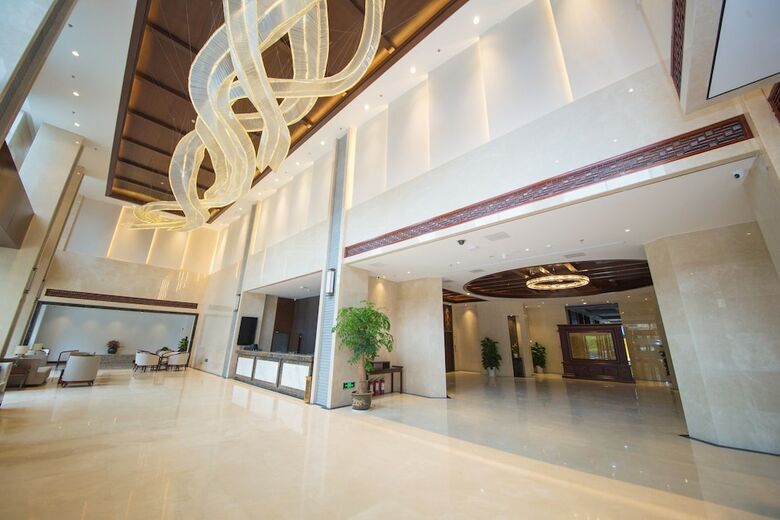 Ibis Styles Nanjing Qilin Gate Hotel