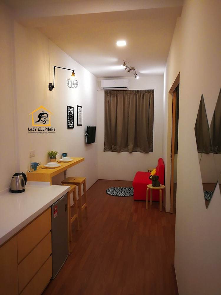 Hotel Lazy Elephant Guesthouse