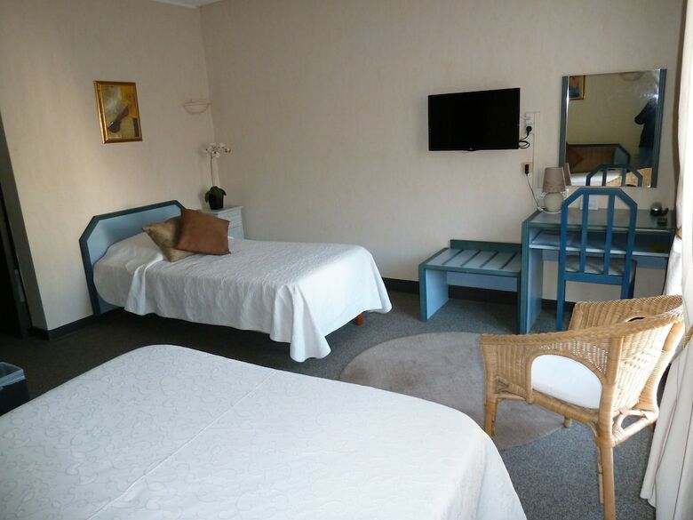 Hotel H�tel Restaurant Le Commerce