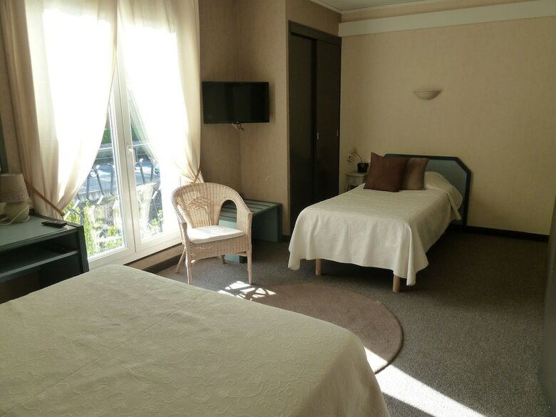 Hotel H�tel Restaurant Le Commerce