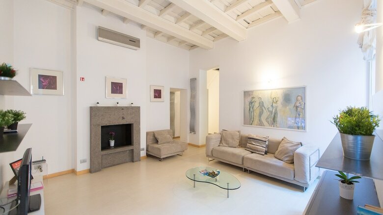 Apartamento Rental In Rome Bernini Square
