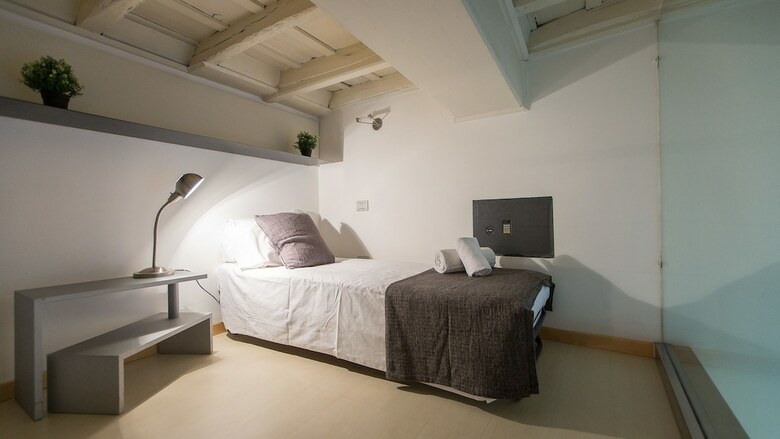 Apartamento Rental In Rome Bernini Square