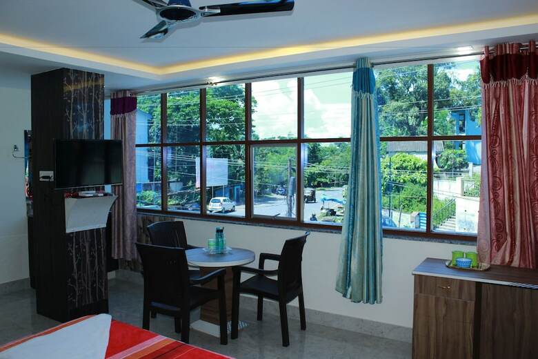 Gkm Grand Hotel