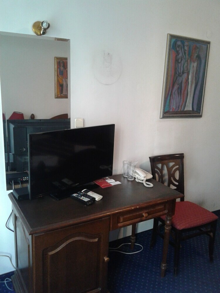 Rotasar Hotel