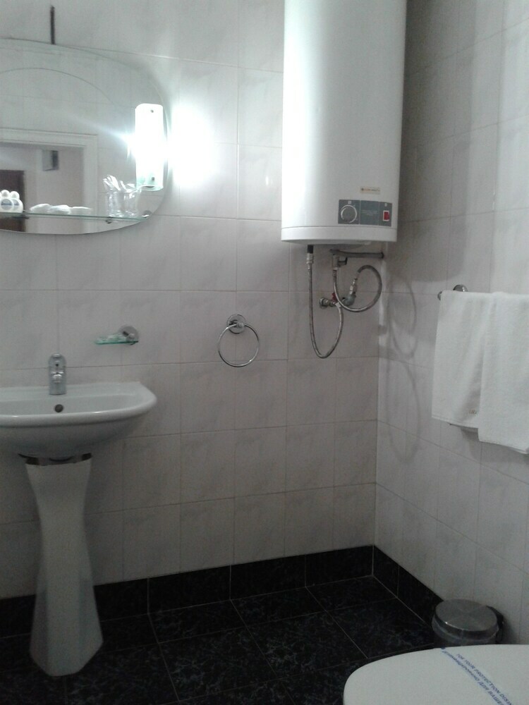 Rotasar Hotel