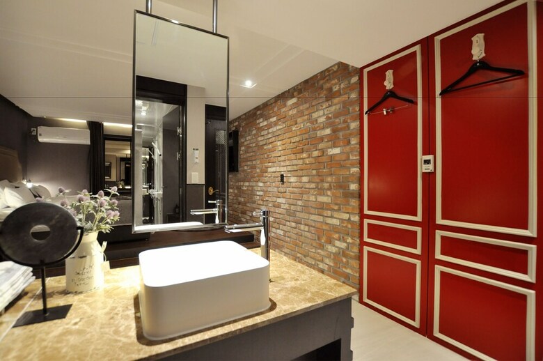 French Code Hotel