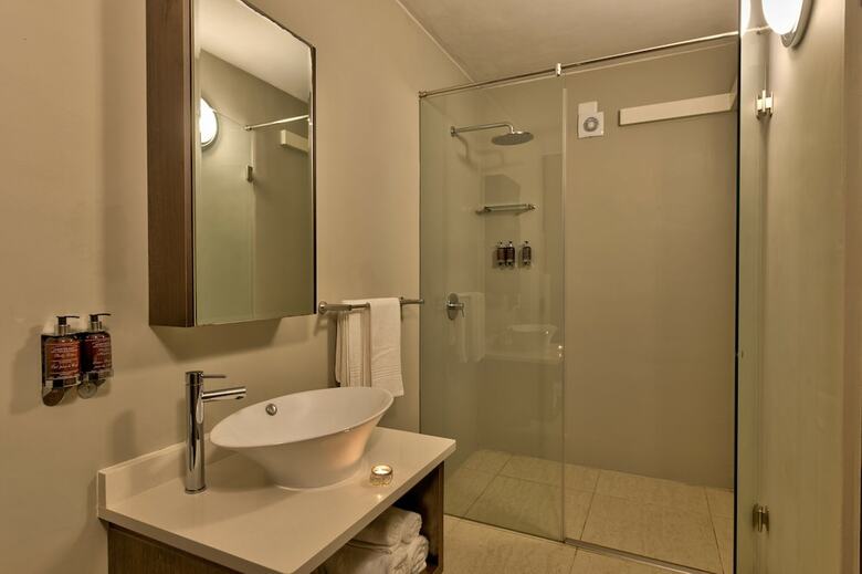 Hotel Oceans Wilderness