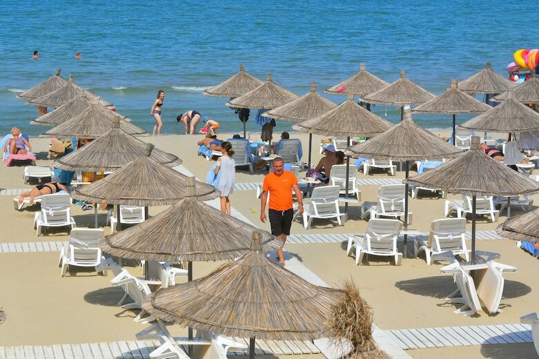 Hotel Sandy Beach Resort
