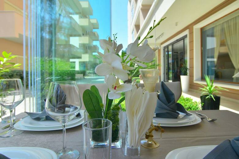 Hotel Sandy Beach Resort