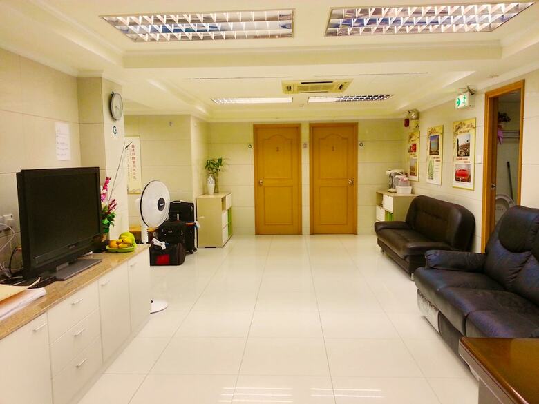 Hotel Le Cong Fraternal Association