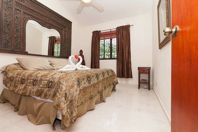 Casa Royal Palms By Playa Paradise