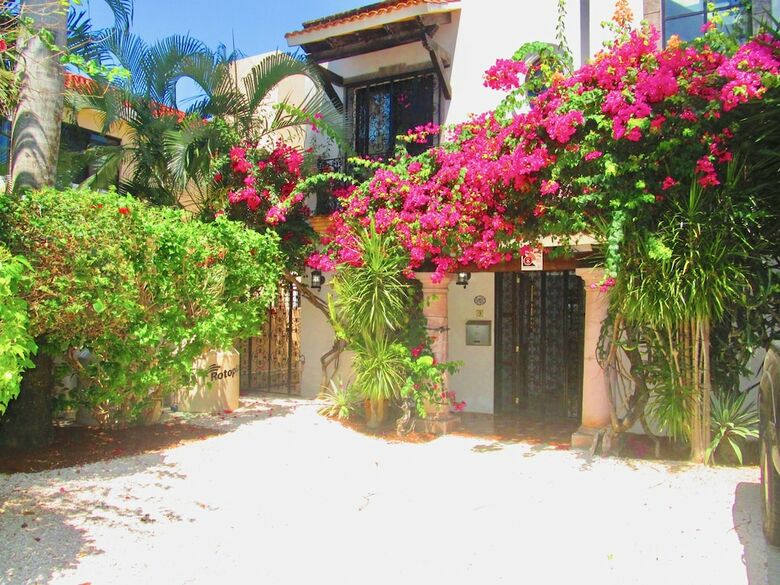 Casa Royal Palms By Playa Paradise