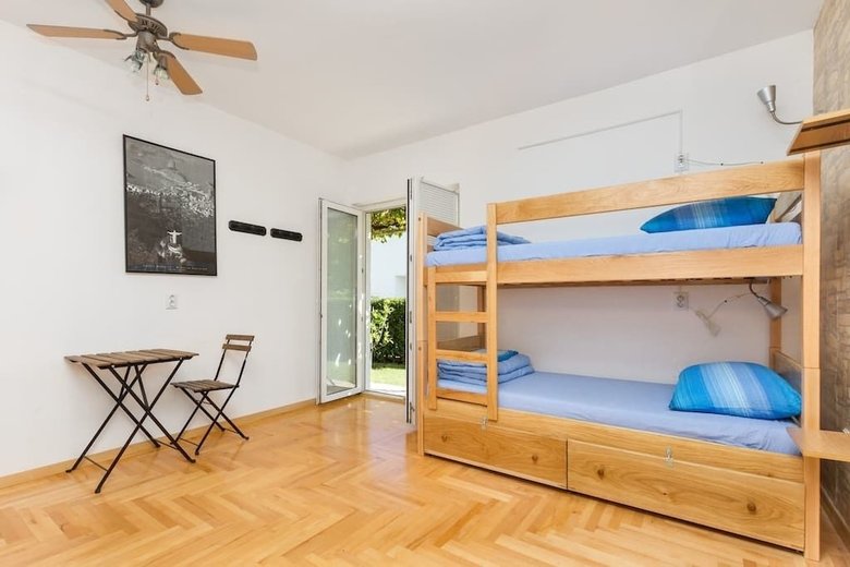Hostal Hostel Oktarin