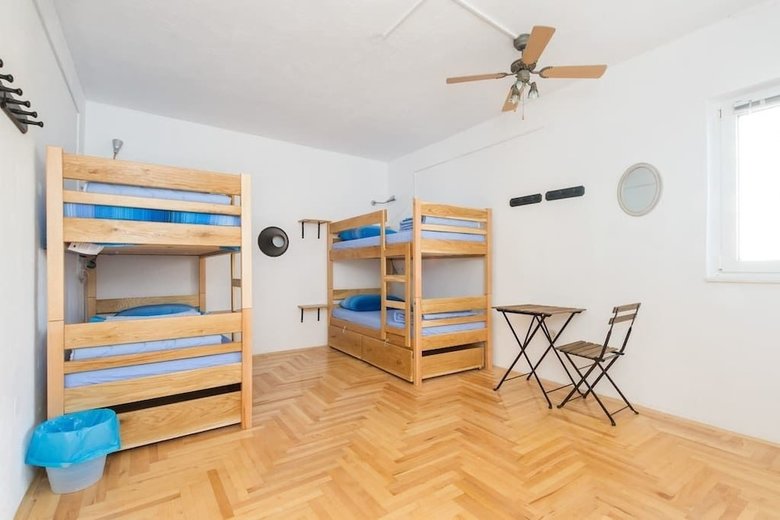 Hostal Hostel Oktarin