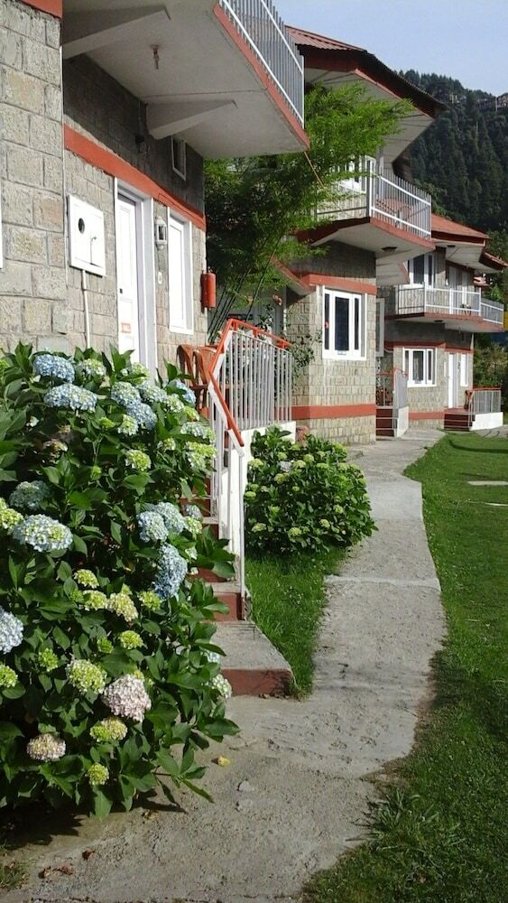 Hotel Dev Cottage