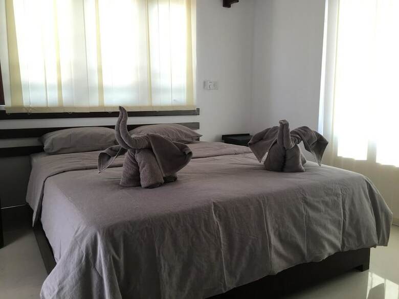 So What Boutique Hotel