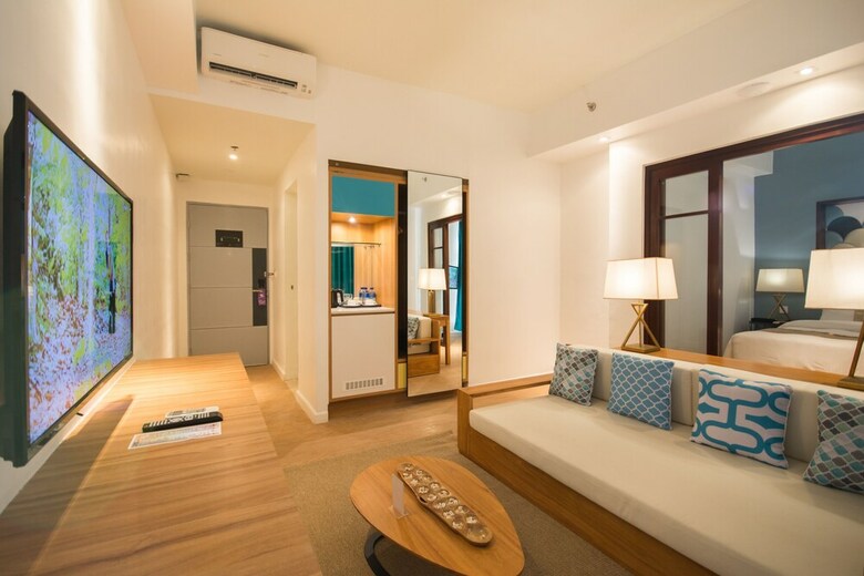 Ferra Hotel And Garden Suites
