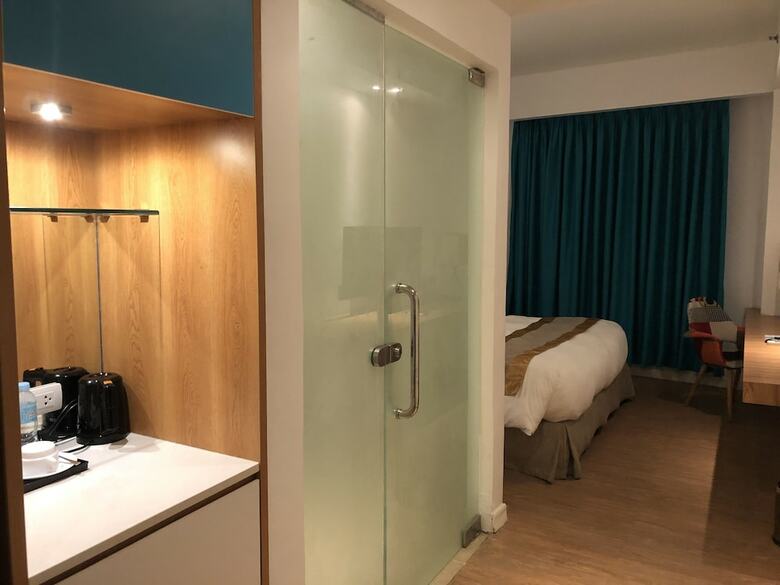 Ferra Hotel And Garden Suites