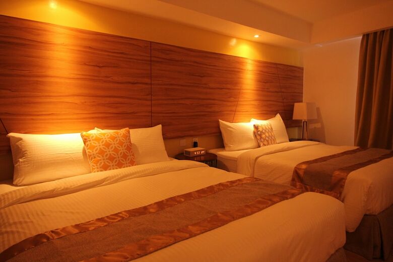 Ferra Hotel And Garden Suites