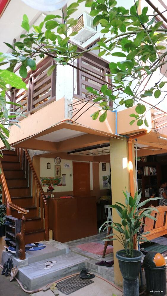 Hotel Blessed Inn - Annex