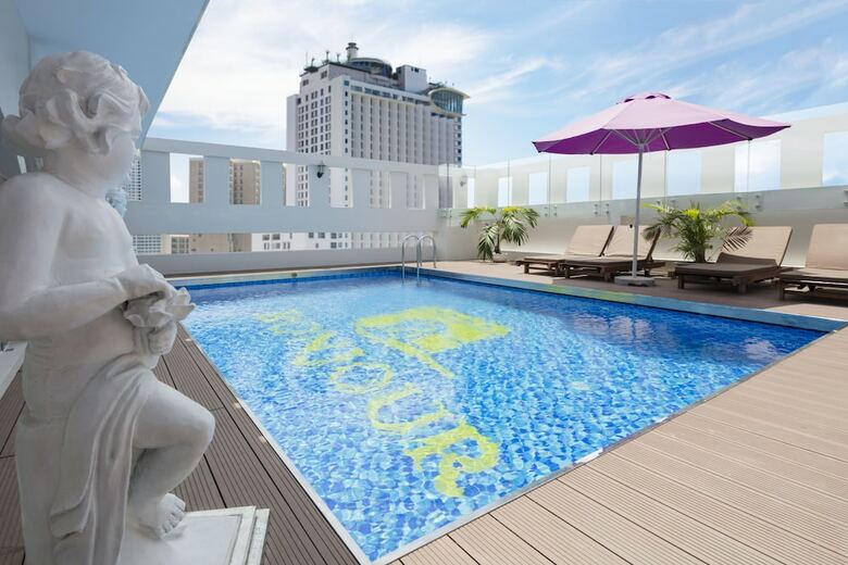 Bonjour Nha Trang Hotel