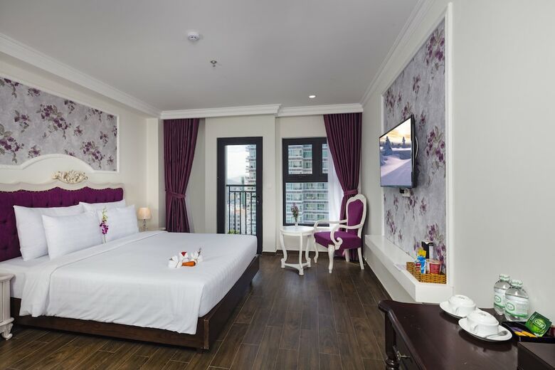 Bonjour Nha Trang Hotel