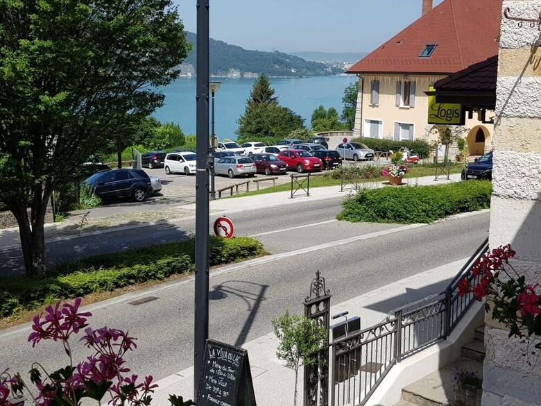 Hotel H�tel La Villa Du Lac