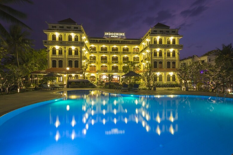 Lu Na Diamond Riverside Hotel