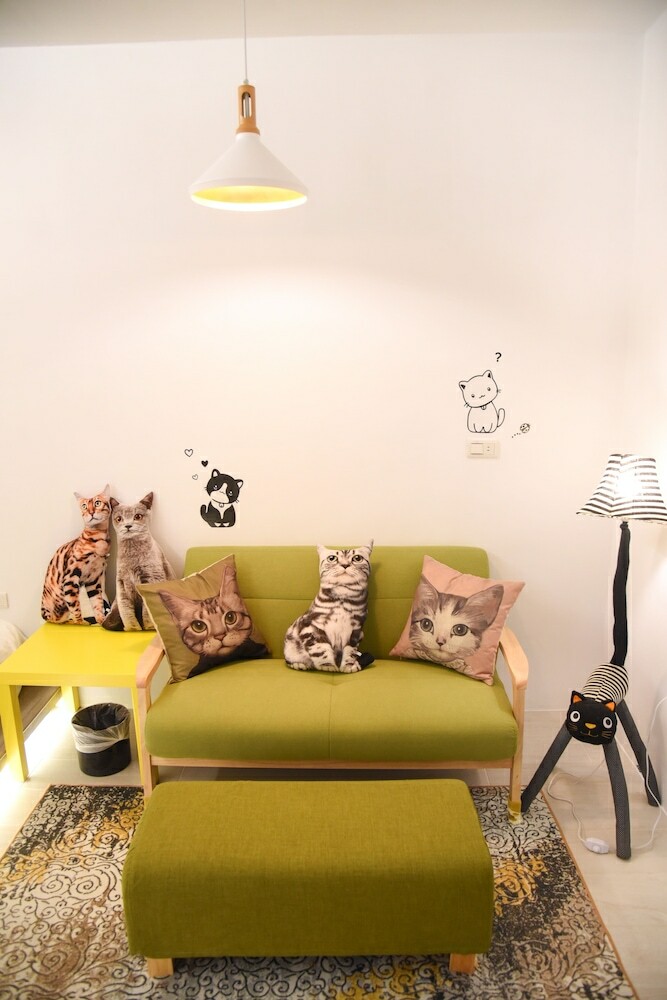 Bed & Breakfast Living House