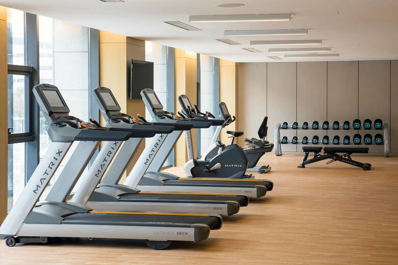 Hotel Courtyard By Marriott Zhengzhou Airport