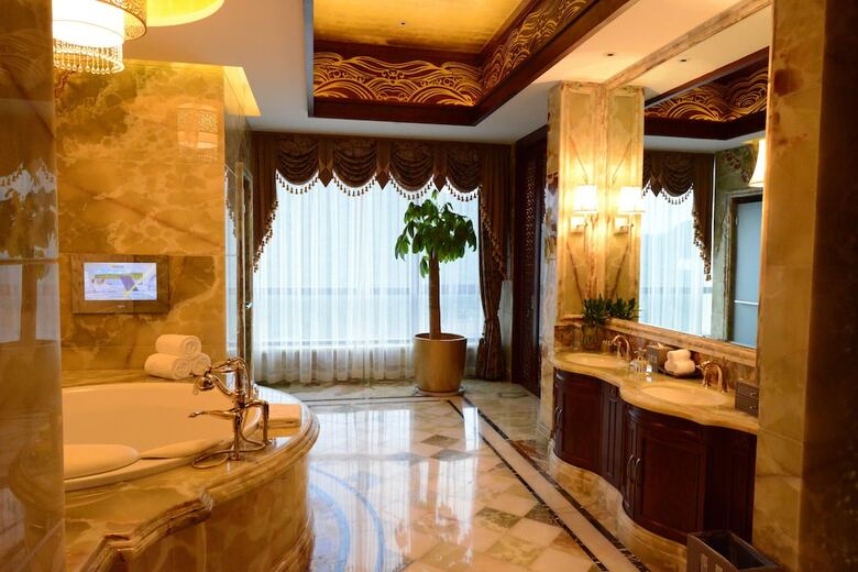 Chengde Jiahe International Hotel