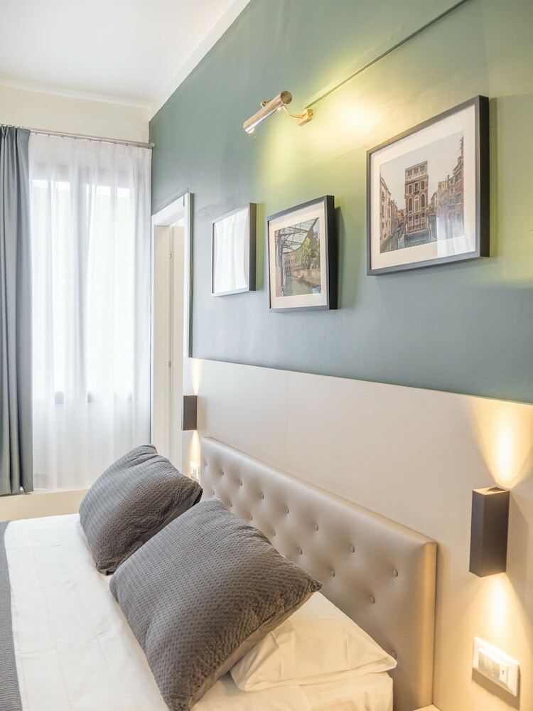 Grand Canal Suites