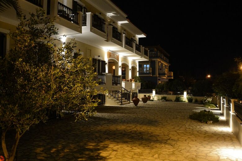 Sunrise Hotel