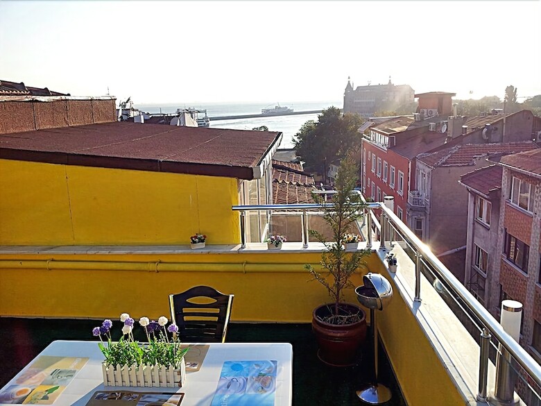 Kadikoy Port Hotel