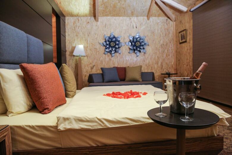 Hotel Four Seasons Halat