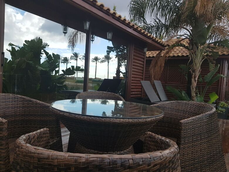 Hotel Four Seasons Halat