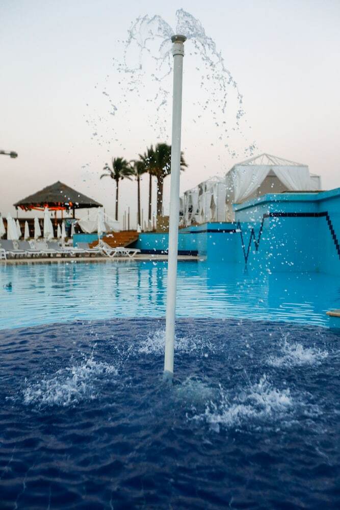 Hotel Four Seasons Halat