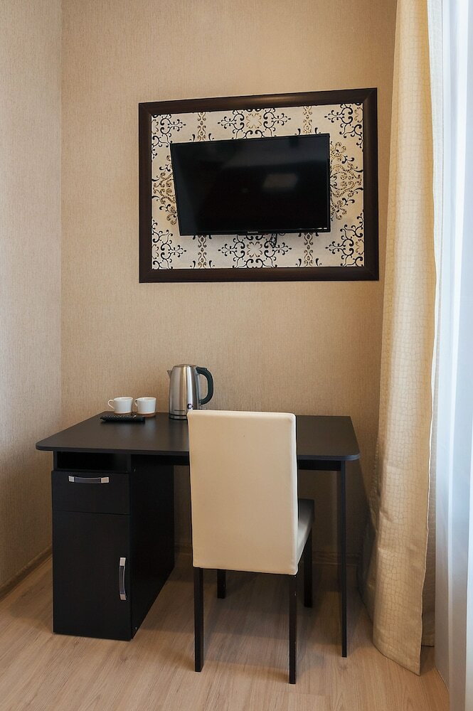 Gloryvell Hotel