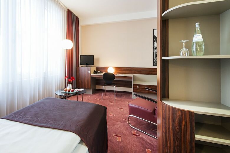 Azimut Hotel Cologne