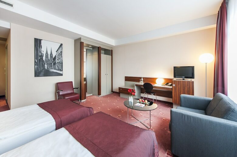 Azimut Hotel Cologne